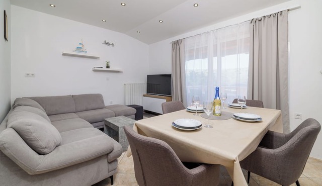 Apartments By the sea in Lopar