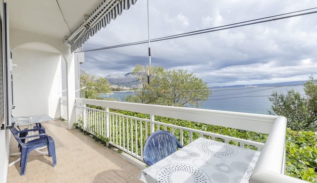 Apartments Anka 20m From the Beach in Duce