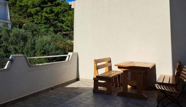Stomorska Seaside Apartments in Solta