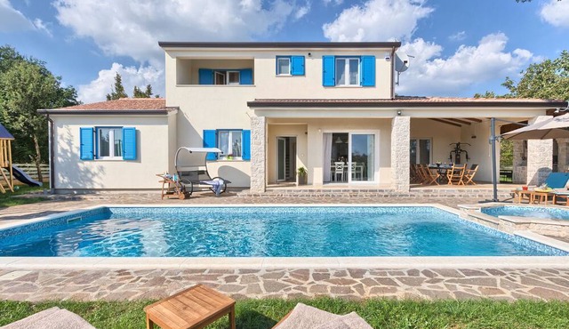 Villa 1521 by Interhome