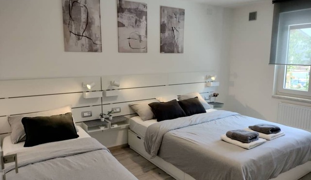 Ka6 Infinity Apartment-Vipava Valley - Cozy 1-bedroom in charming Ajdovščina, AC