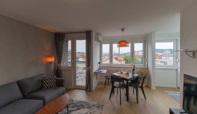 Gilly Studio Apartment Tour As in delightful Ljubljana with balcony, AC and WiFi