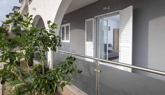 Apartment Villa Andelka with Swimming Pool
