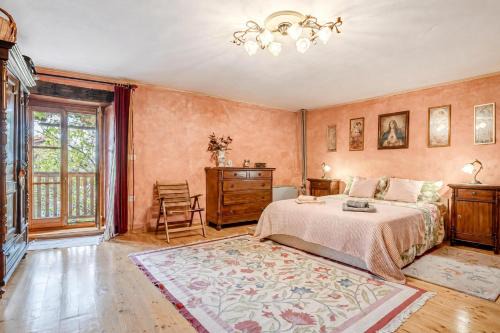 Traditional Karst House Rozina with Garden - Happy Rentals