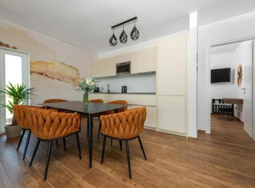 Apartments Villa Wood - Two Bedroom Apartment with terrace and pool view W3 in Graberje Ivanićko