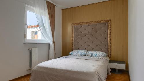 Vila Romani by Villas Guide in Pula
