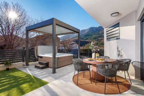 Luxury suite Ani & Ema with jacuzzi