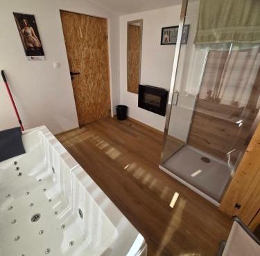 Zoja house