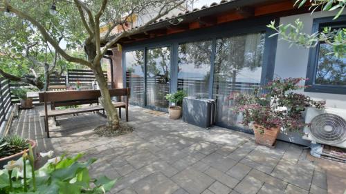 Place for two by Villas Guide in Rijeka