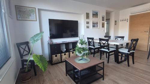 Ta World apartments