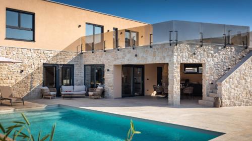 Modern Villa Ava with outdoor pool in Tar in Tar