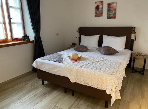 Apartmaji in sobe Odlična hiša Štanjel