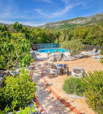 Holiday Cottage Antiq