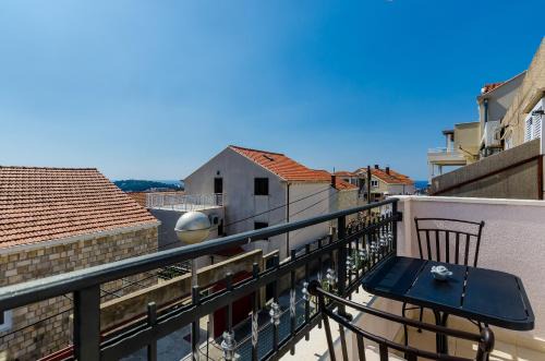 Apartments Life in Gruz
