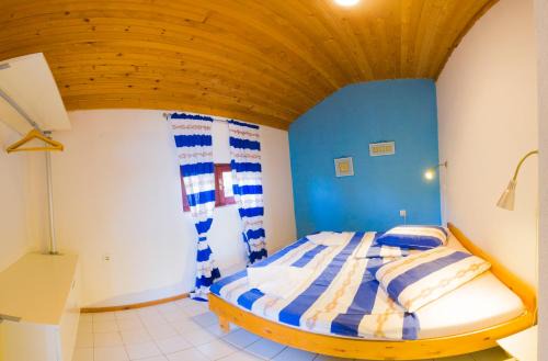 VIScovery apartments in Vis