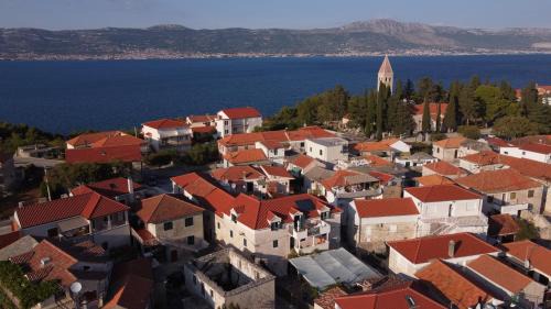 Apartment BUGA in Slatine