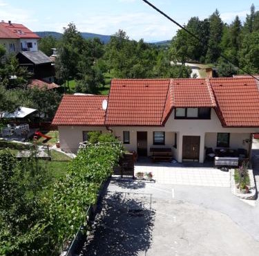 Apartments and Rooms Štefanac
