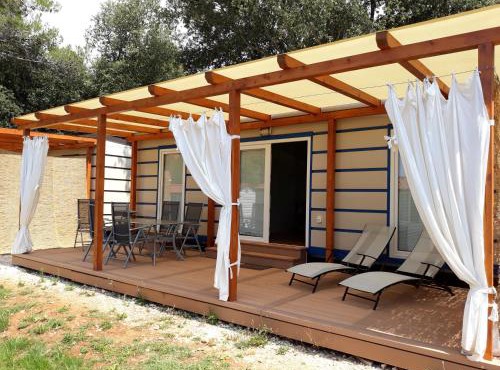 Grand Veles camp in Pula