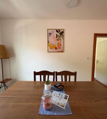 Apartma J 