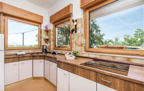 Accommodation Bregi 